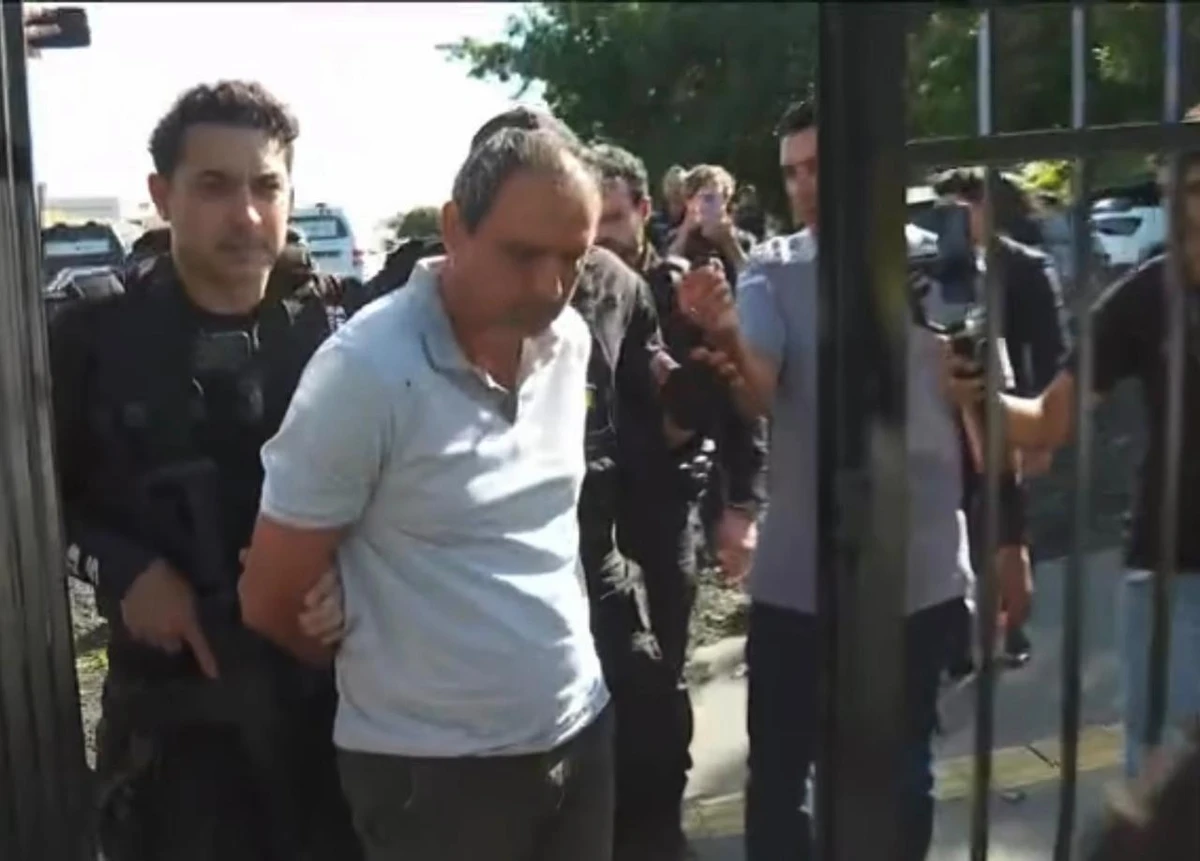 Foto Apartamento de síndico que matou corretora é depredado em Goiás