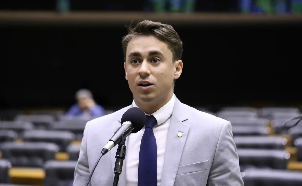 Foto Direita domina ranking dos 100 políticos mais influentes no Instagram em 2025