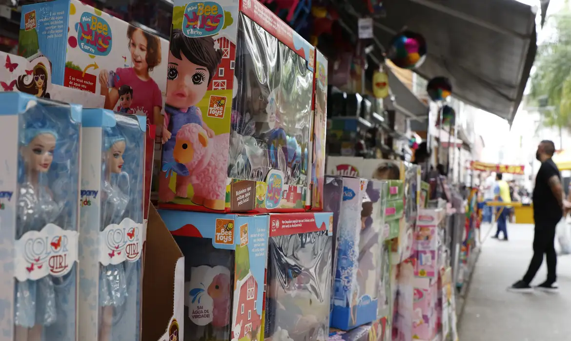Foto Brinquedos chineses, contrabandeados e falsificados dominam 60% do mercado