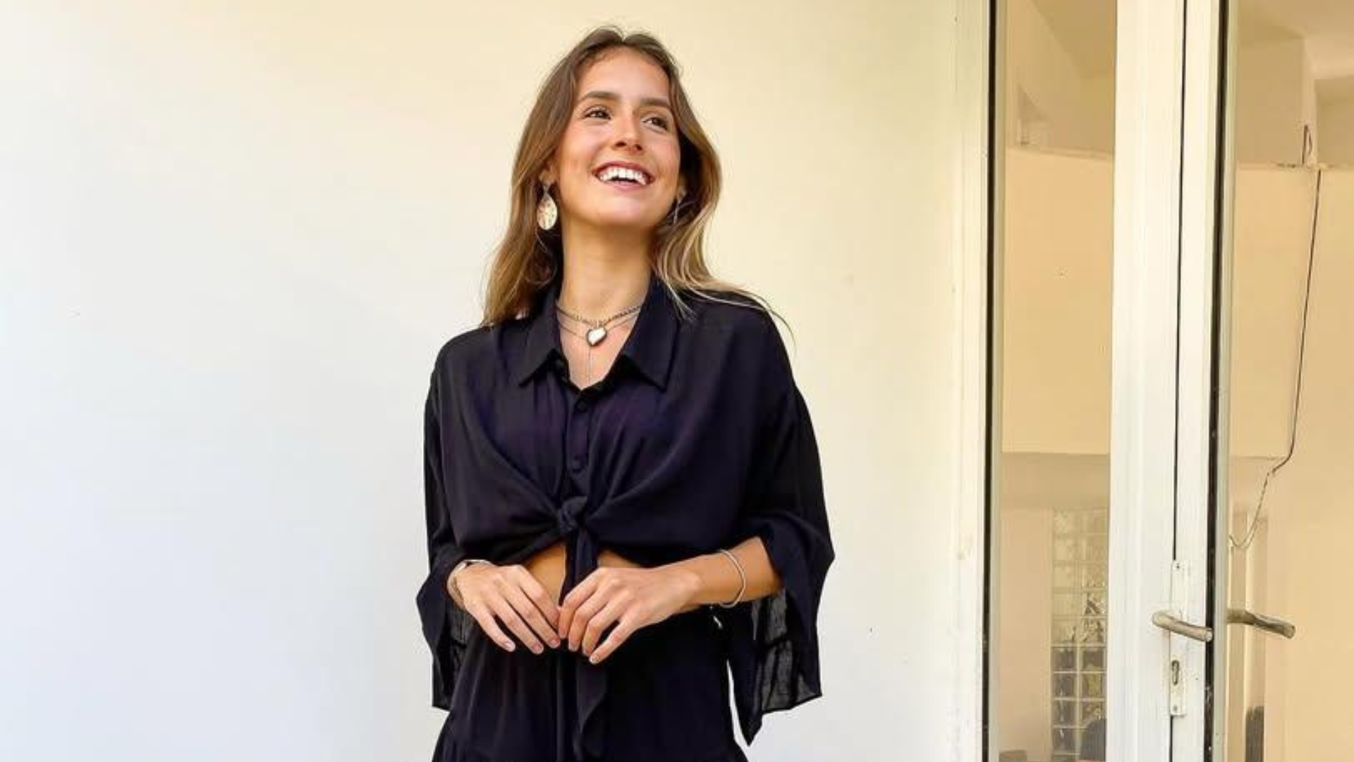 Foto Influenciadora que produzia conteúdo sobre maconha nega tráfico 