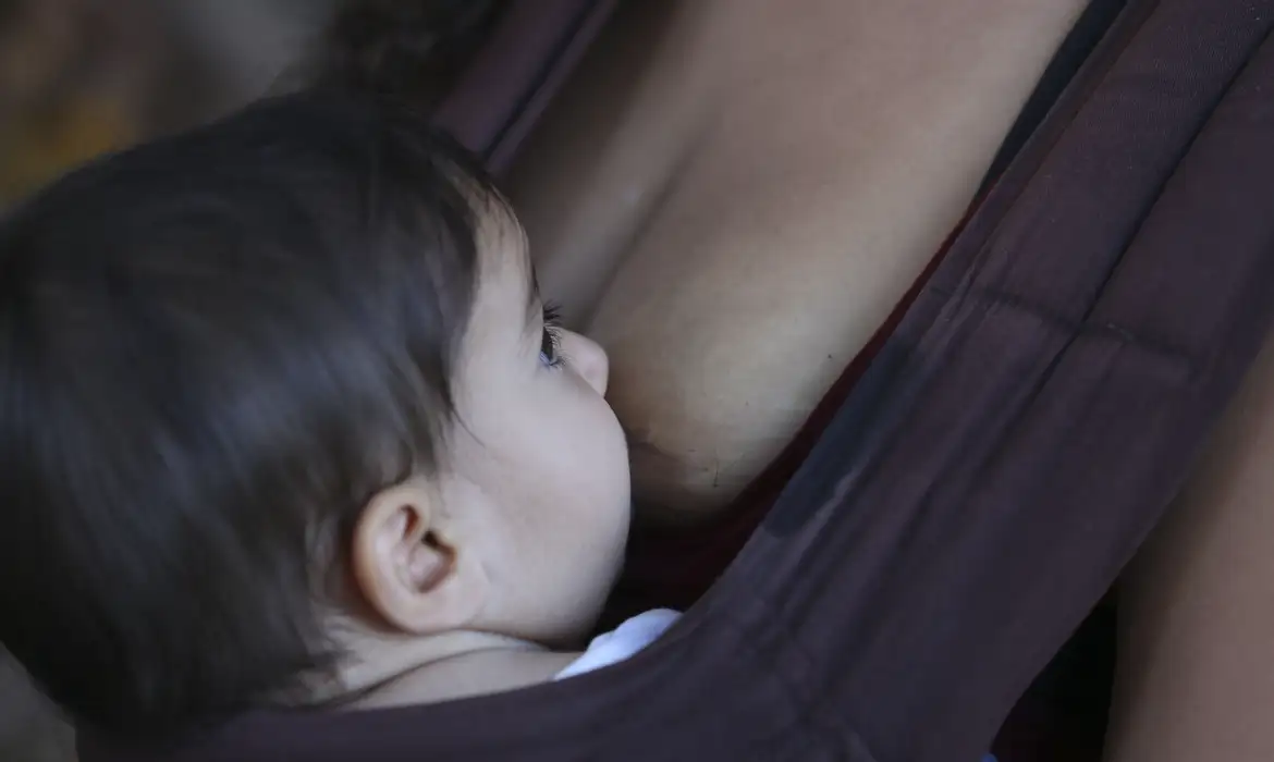 Foto Amamentação reduz risco de doença cardíaca na mãe