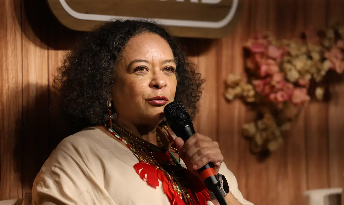 Foto Primeira mulher negra será empossada na ABL