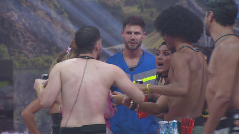 Foto Clima esquenta no BBB 26 e discussão leva Jonas a cogitar desistência