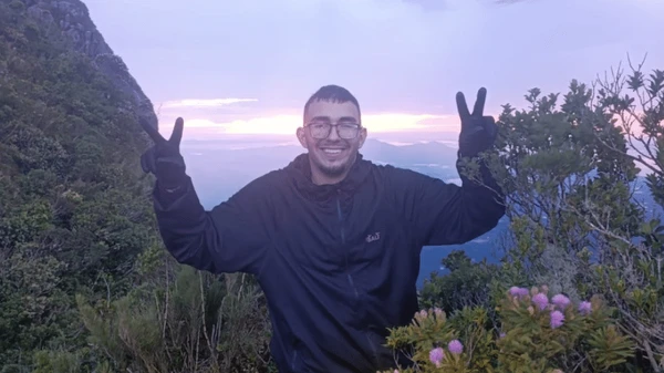 Foto Buscas por jovem desaparecido no Pico Paraná entram no quinto dia