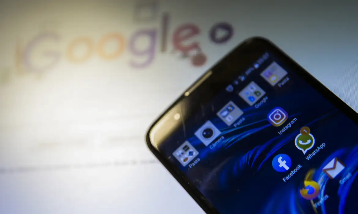 Google testa aviso para aplicativos removidos da Play Store