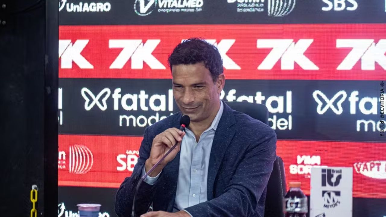Vitória negocia retorno de ex-diretor executivo ao clube