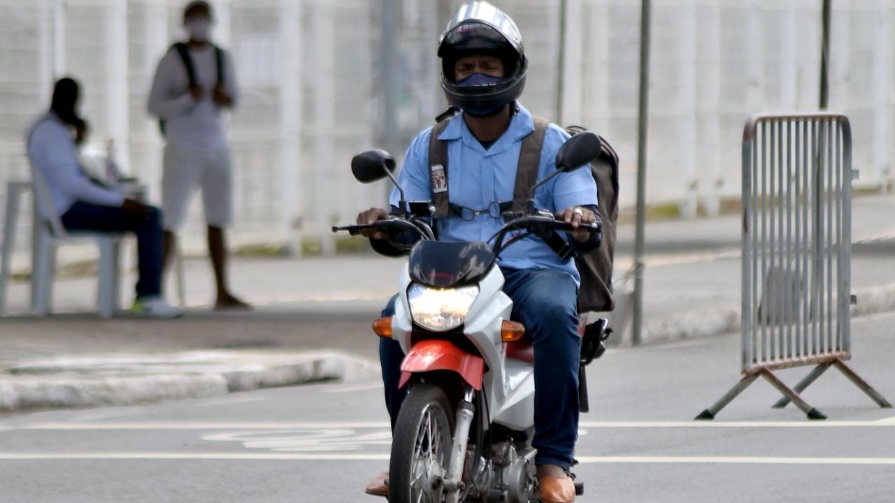 Motoristas por app convocam paralisação contra PLP 152 em Salvador nesta terça