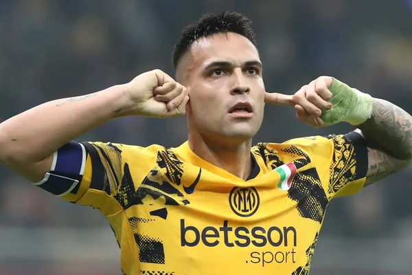 jogador do inter de milao 