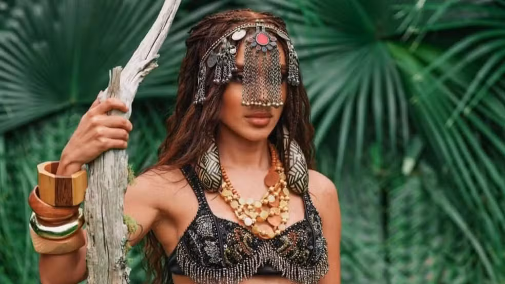 Anitta confirma show em Salvador com turnê do álbum Equilibrivm