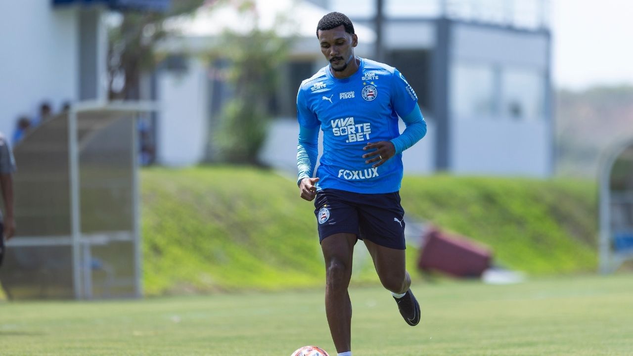 De saída! Bahia anuncia venda do volante Rezende para clube da China