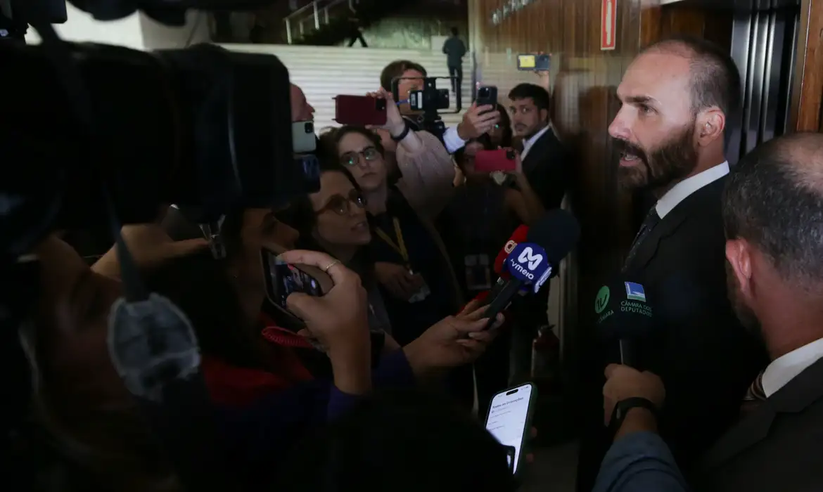 Foto STF torna Eduardo Bolsonaro réu por atuação nos EUA de forma unânime