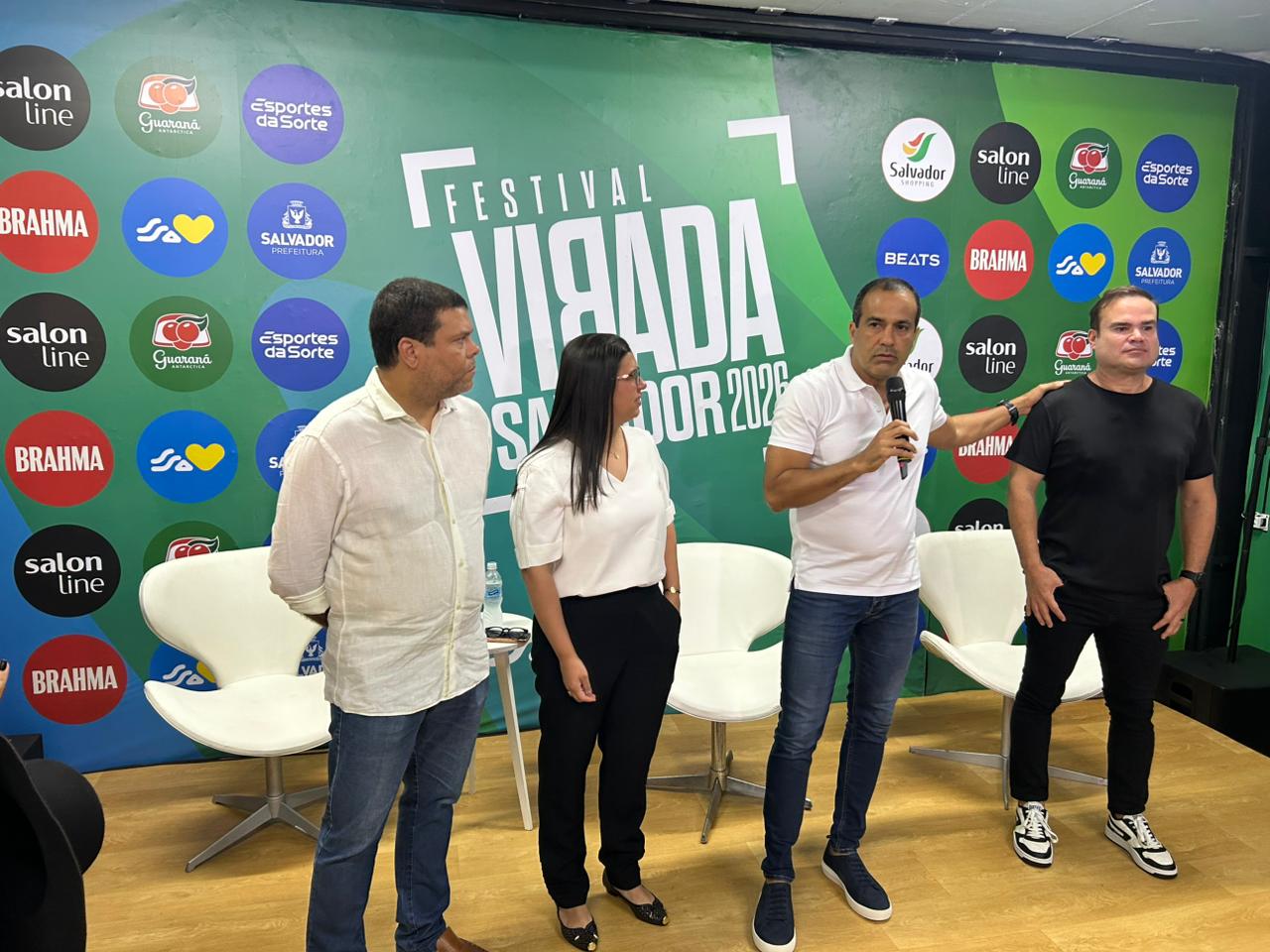 Foto Virada Salvador reúne 180 mil pessoas e injeta R$ 600 milhões na economia