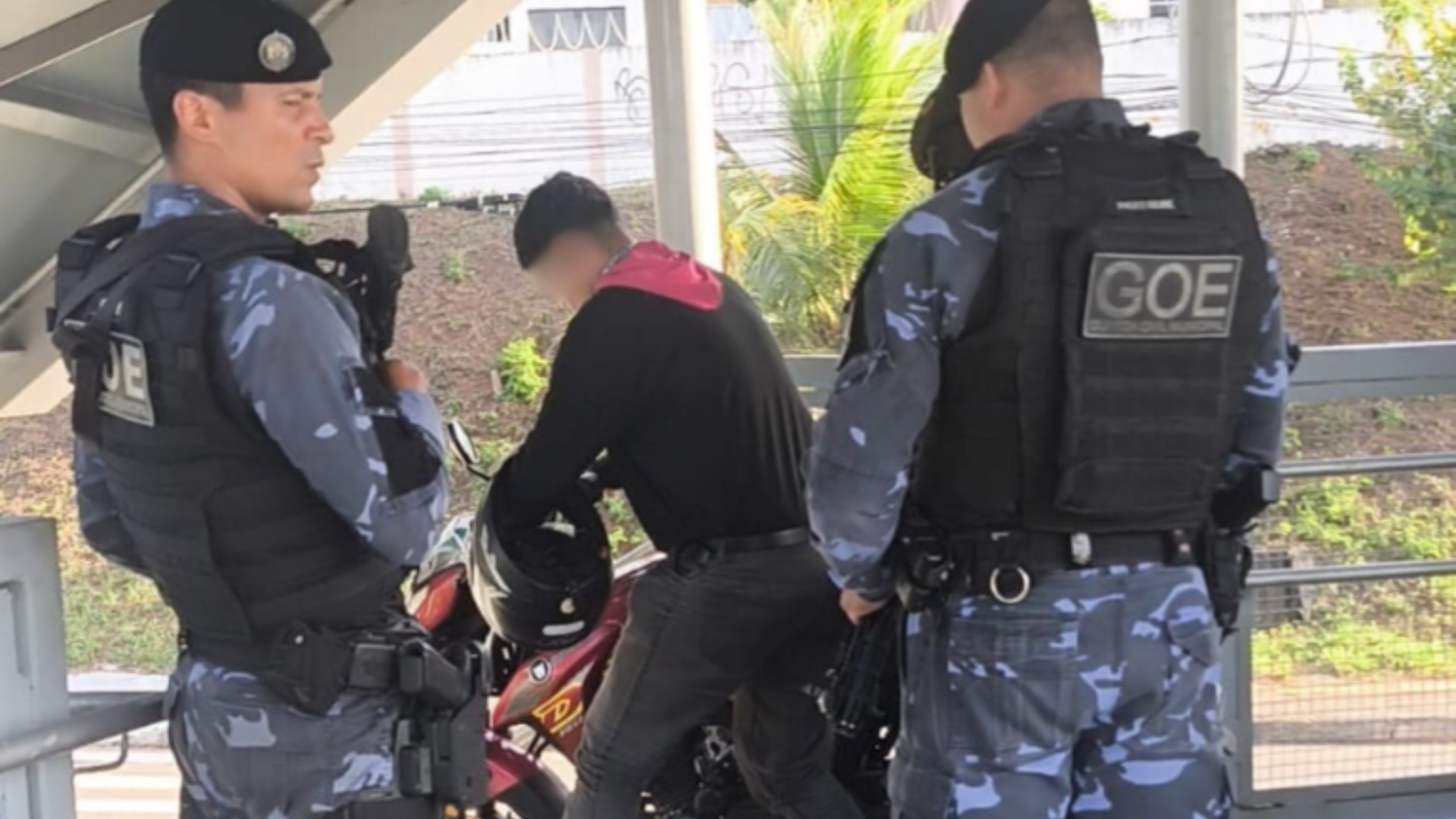 Foto Notificações por trânsito de motos em passarelas aumentam 200% 