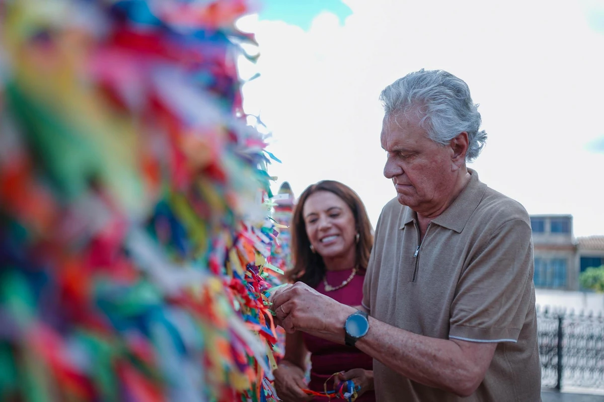 Governador de Goiás critica o PT, defende mudança de rumo político e recebe apoio de lideranças do União Brasil 