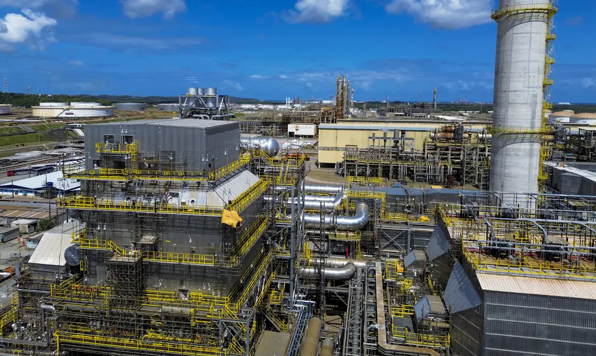 Refinaria de petróleo