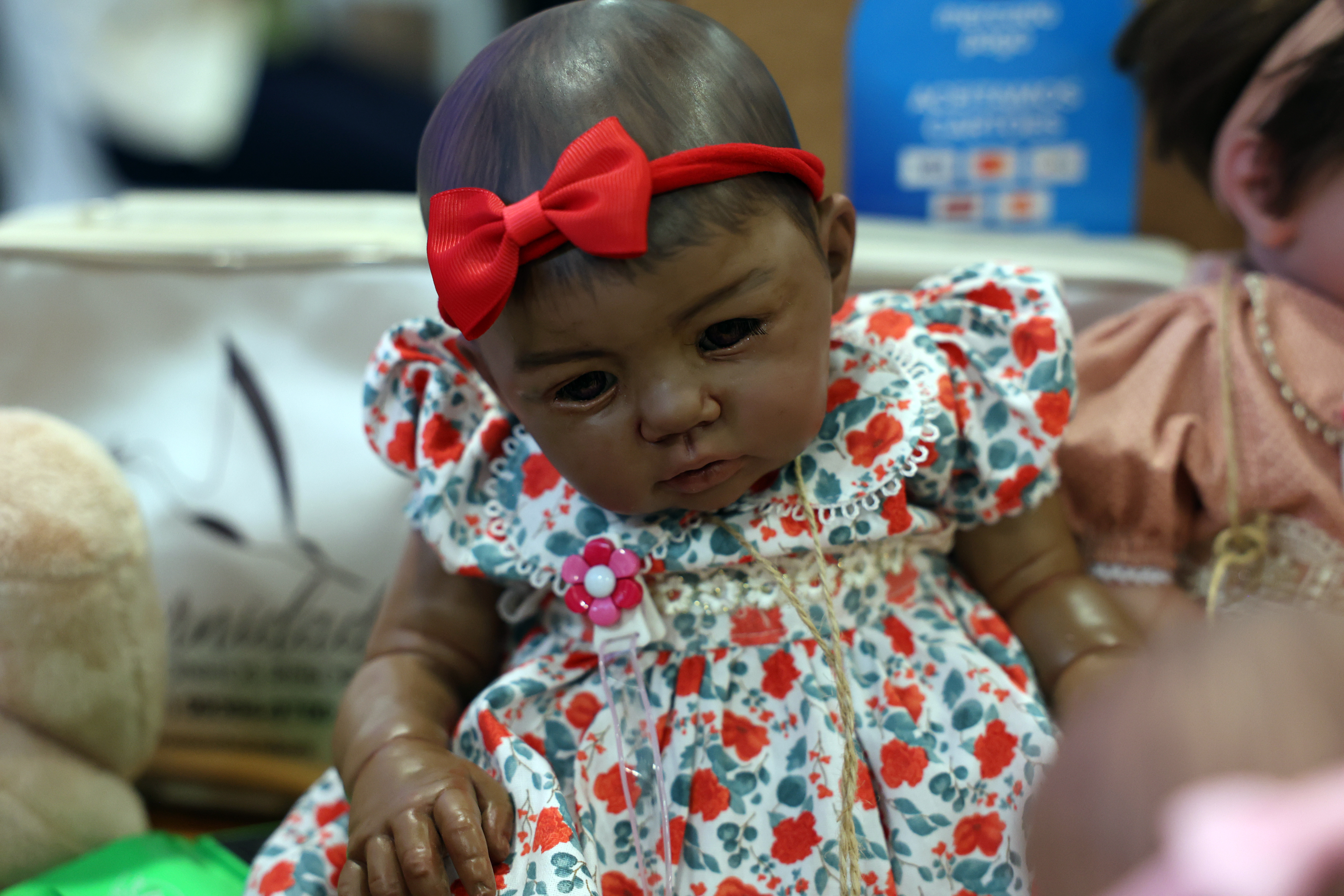 Boneco realista que simula um bebe 