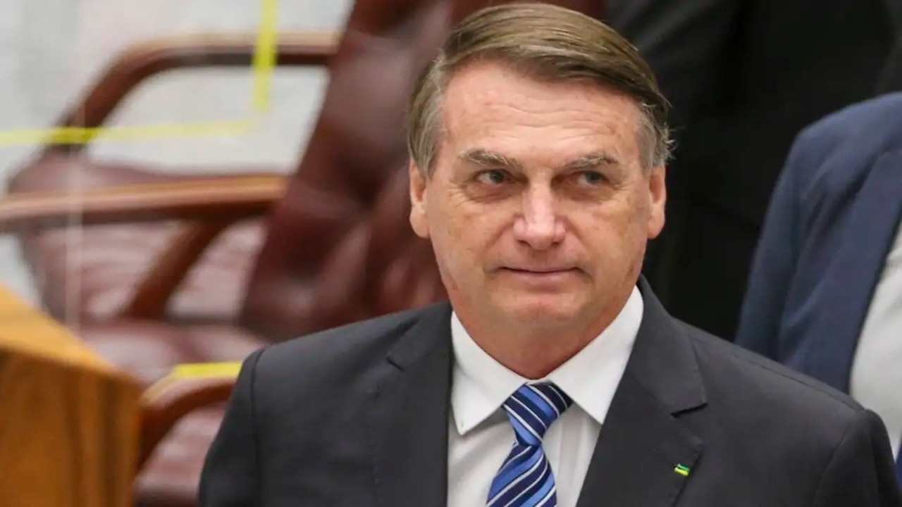 “Minha vida já acabou”, diz Bolsonaro em prisão domiciliar
