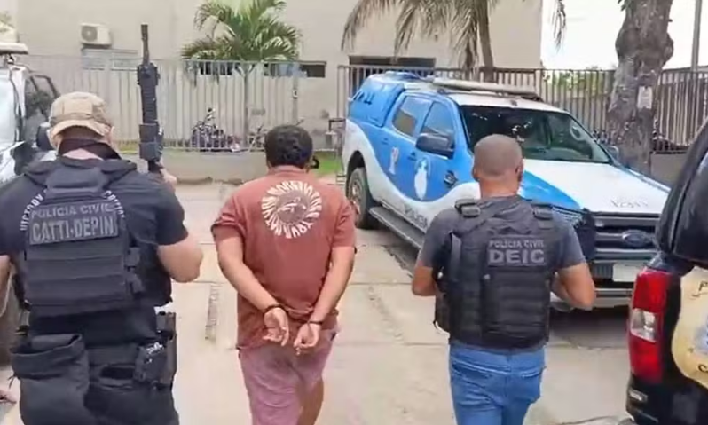 Foto Homem é preso suspeito de encomendar roubos de veículos no extremo sul da Bahia