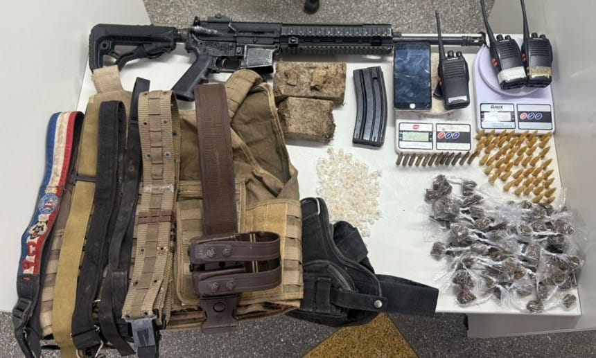 Foto Fuzil e drogas são apreendidos em Castelo Branco 