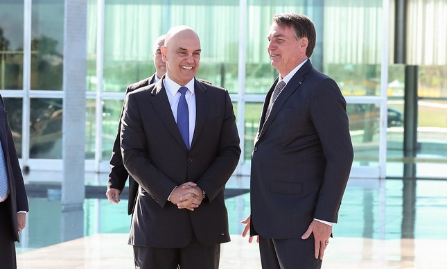 Foto Ministros pressionam Moraes à acelerar julgamento que reduzirá pena de Bolsonaro
