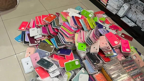 Foto Operação apreende celulares e mil acessórios em lojas de Salvador