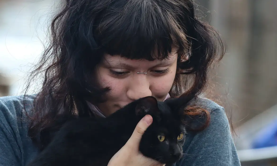 Foto Pet e o Sentimento Materno: Uma Relação de Afeto e Cuidado 