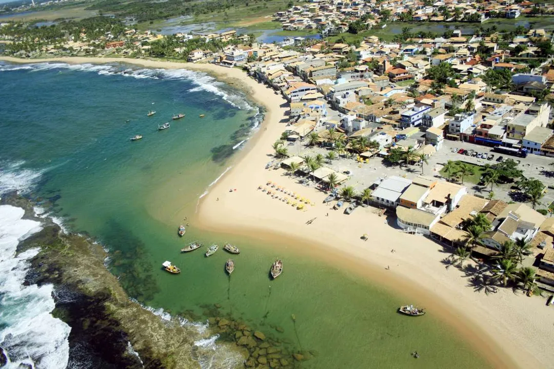 Camaçari é o 2º destino mais procurado do Brasil em 2025