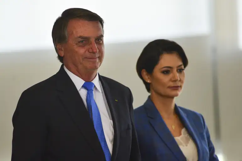 Deputados do PL e a ex-primeira-dama afirmam que processo contra Bolsonaro é nulo e abusivo