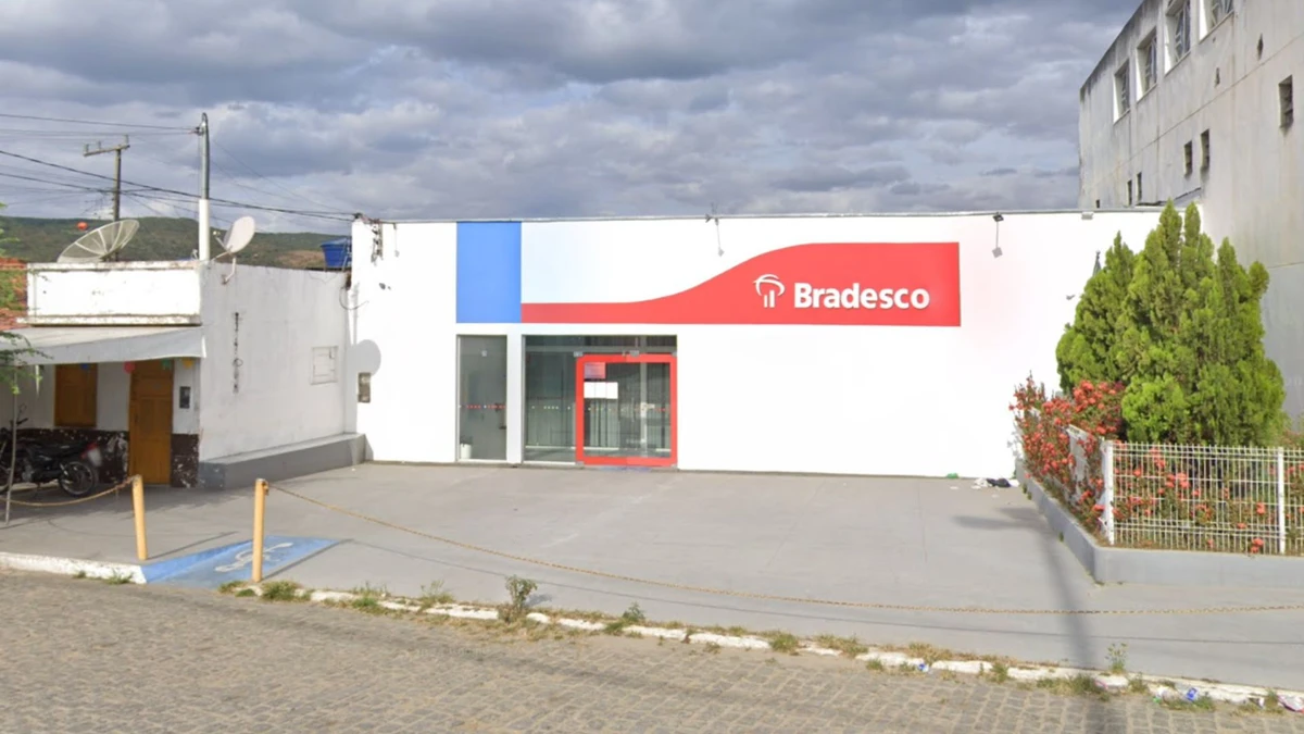 Foto Justiça manda reabrir única agência bancária de cidade baiana
