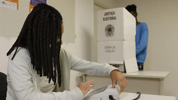 TRE abre inscrições para mesários voluntários nas eleições