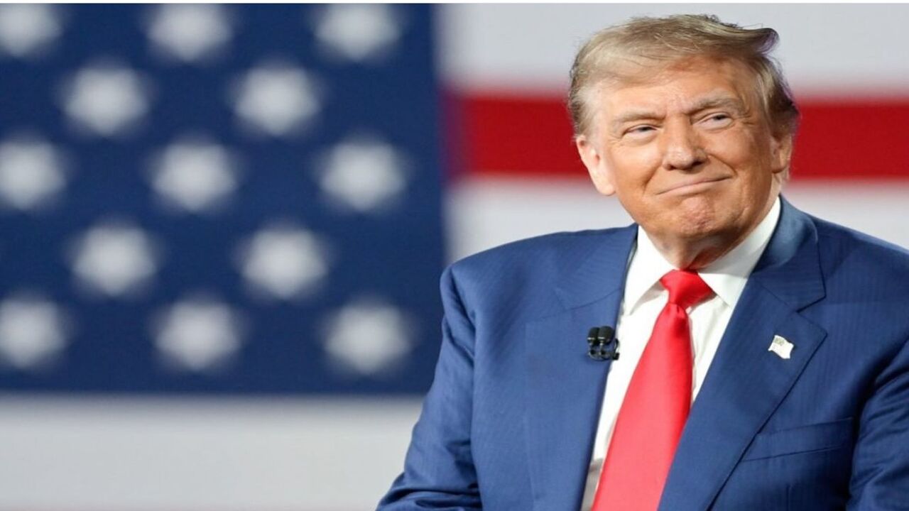 Donald Trump concede perdões a políticos e criminosos