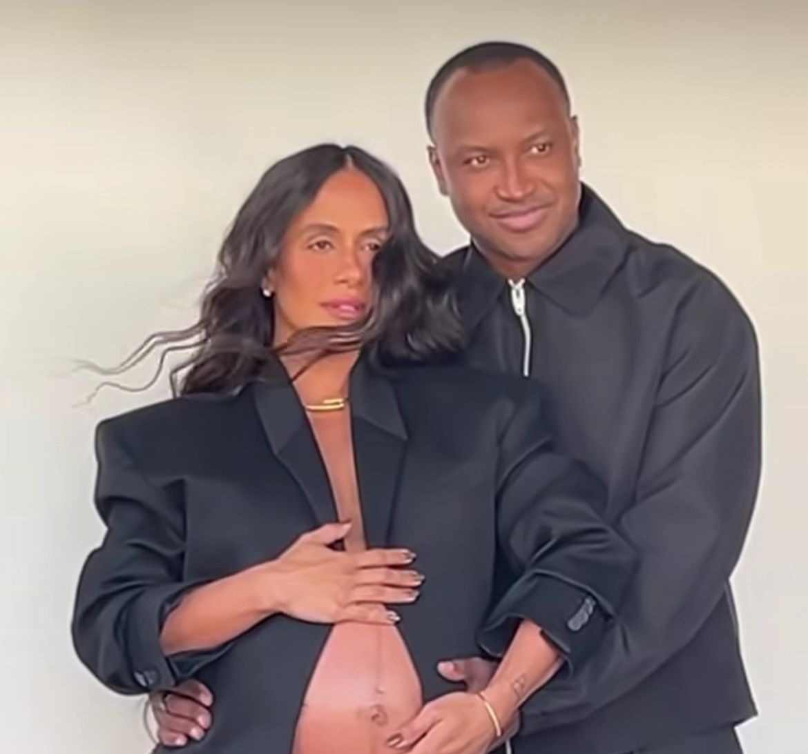 Foto Carol peixinho encanta web com ensaio na reta final de gestação