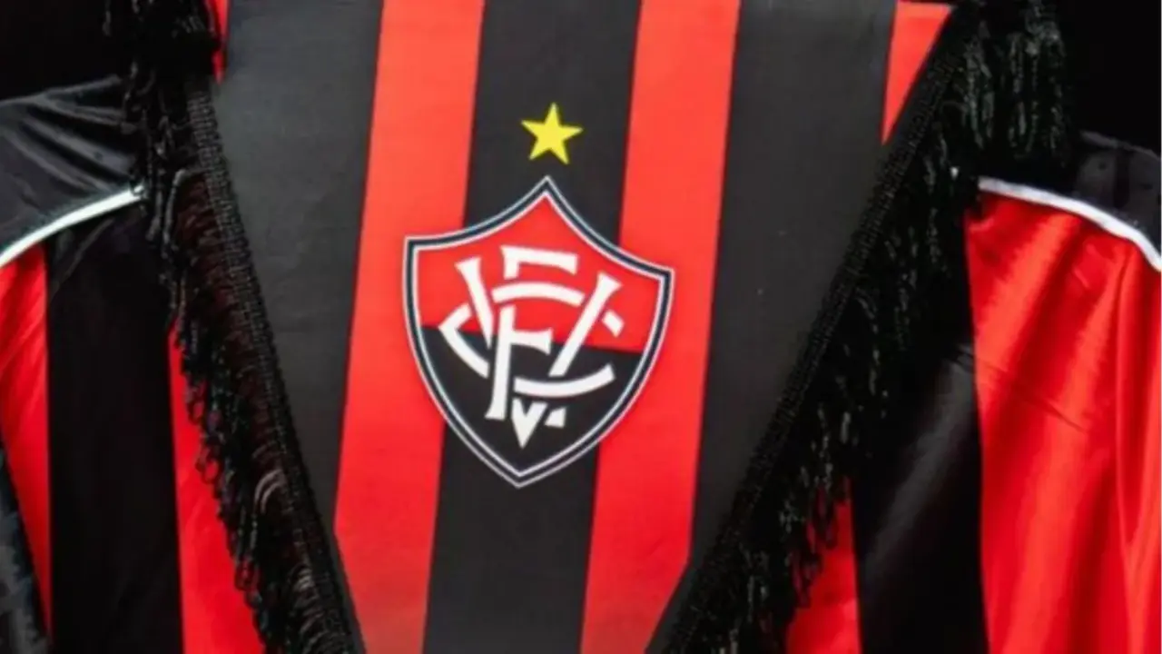 Vitória encara Bragantino no Barradão tentando se afastar da zona de rebaixamento