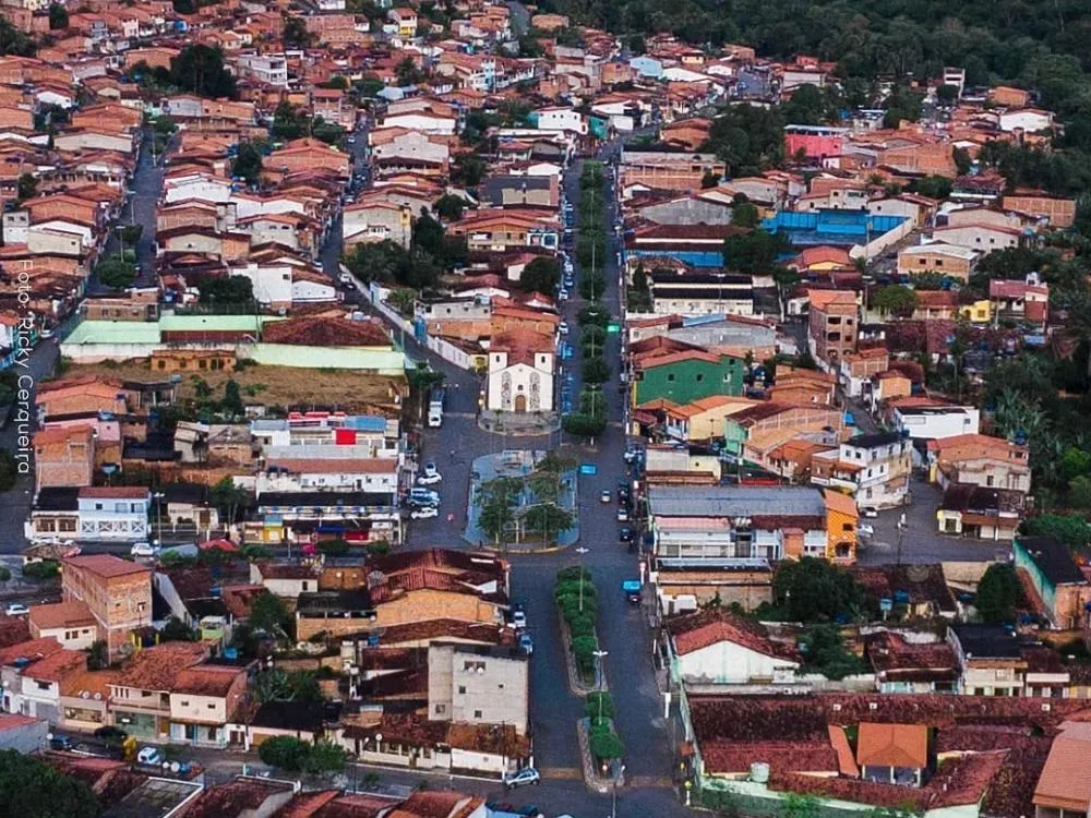 Foto Inmet alerta para chuvas intensas e ventos em cidades da Bahia nesta terça