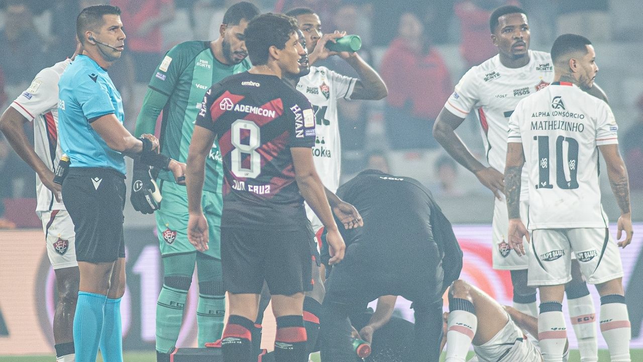 Jair volta a reclamar da arbitragem e Vitória soma polêmicas em jogos recentes