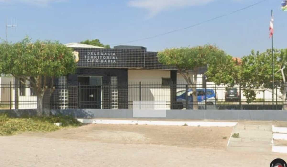fachada delegacia de Cipó