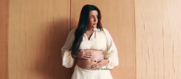 Foto Lauana Prado anuncia gravidez durante show e emociona fãs