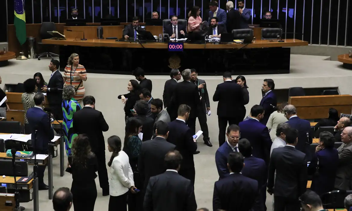 Câmara dos Deputados em votação