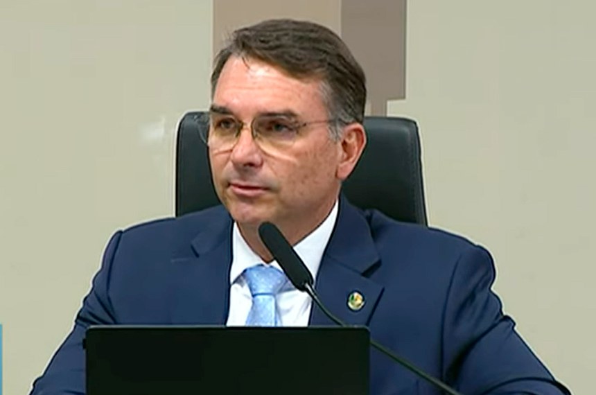 Condição envolve votação da anistia aos condenados pelo STF