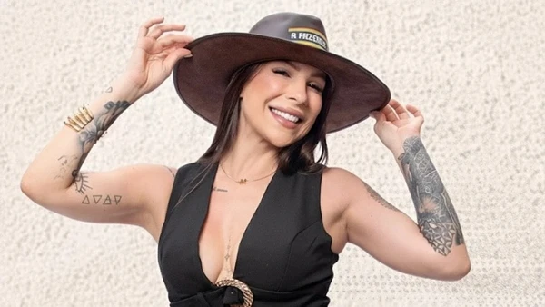 Martina Sanzi - A Fazenda 17