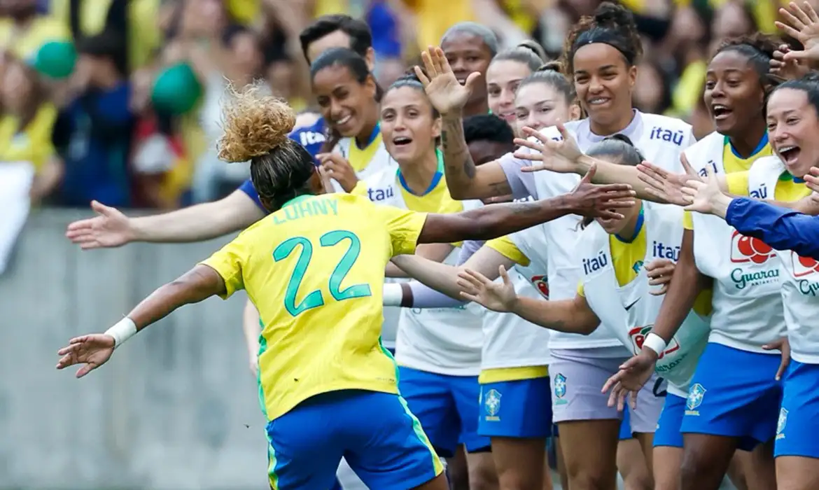 Foto Seleção feminina faz 3 a 1 na Argentina em primeiro jogo no Beira-Rio