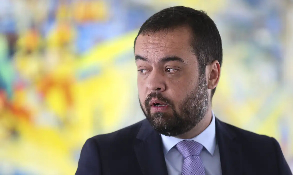 Condenado pelo TSE, Cláudio Castro fica inelegível por oito anos 