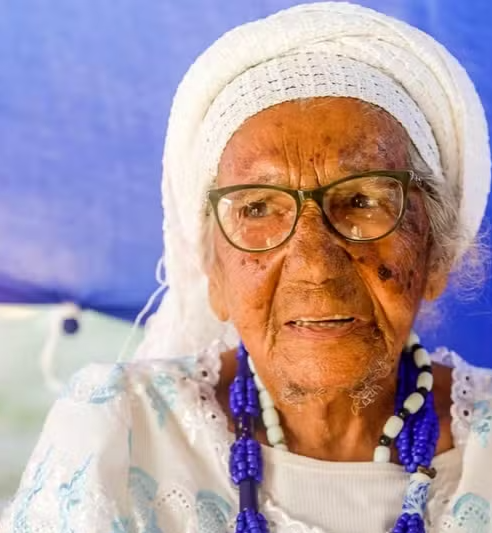 Morre Mãe Carmosina