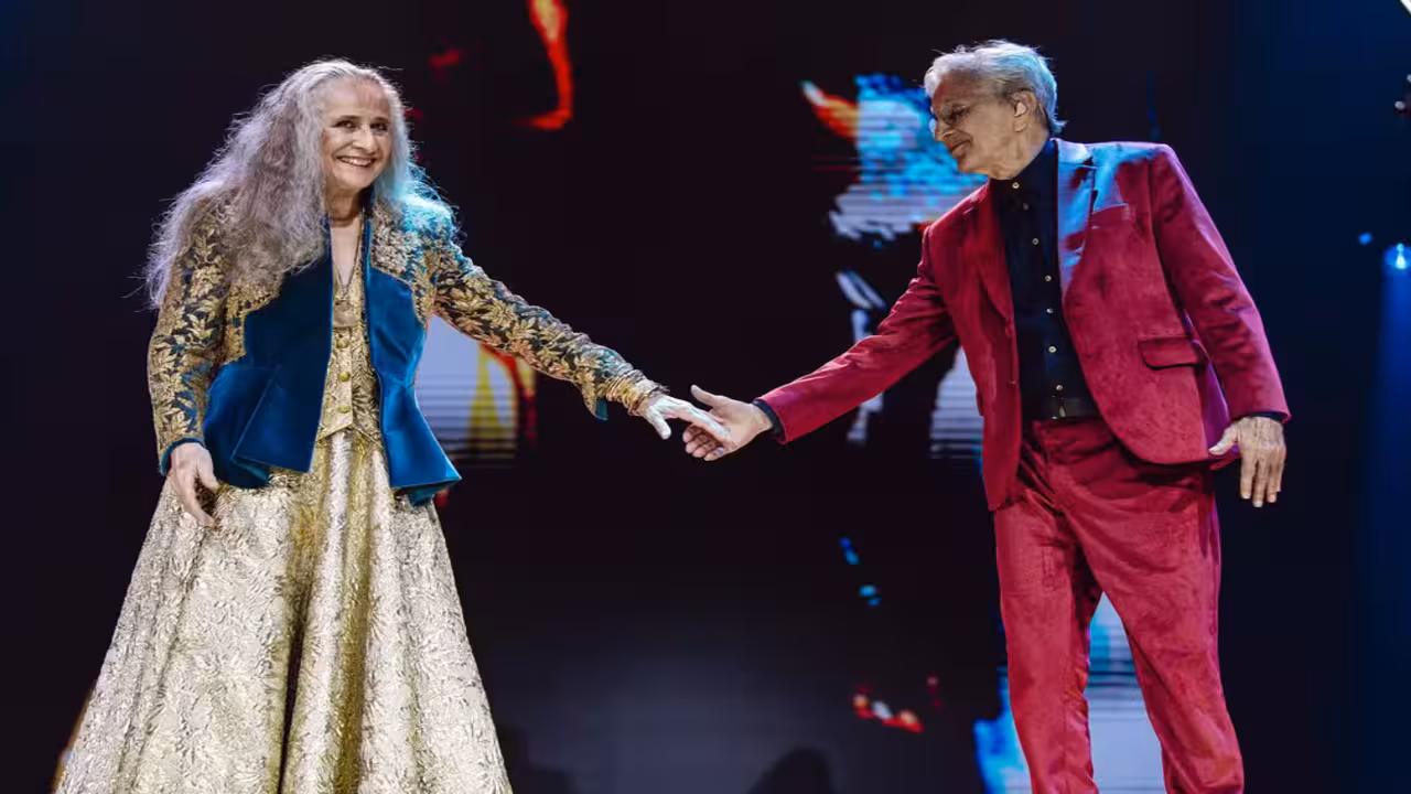 Caetano Veloso e Maria Bethania em show da Turnê "Caetano e Bethania"