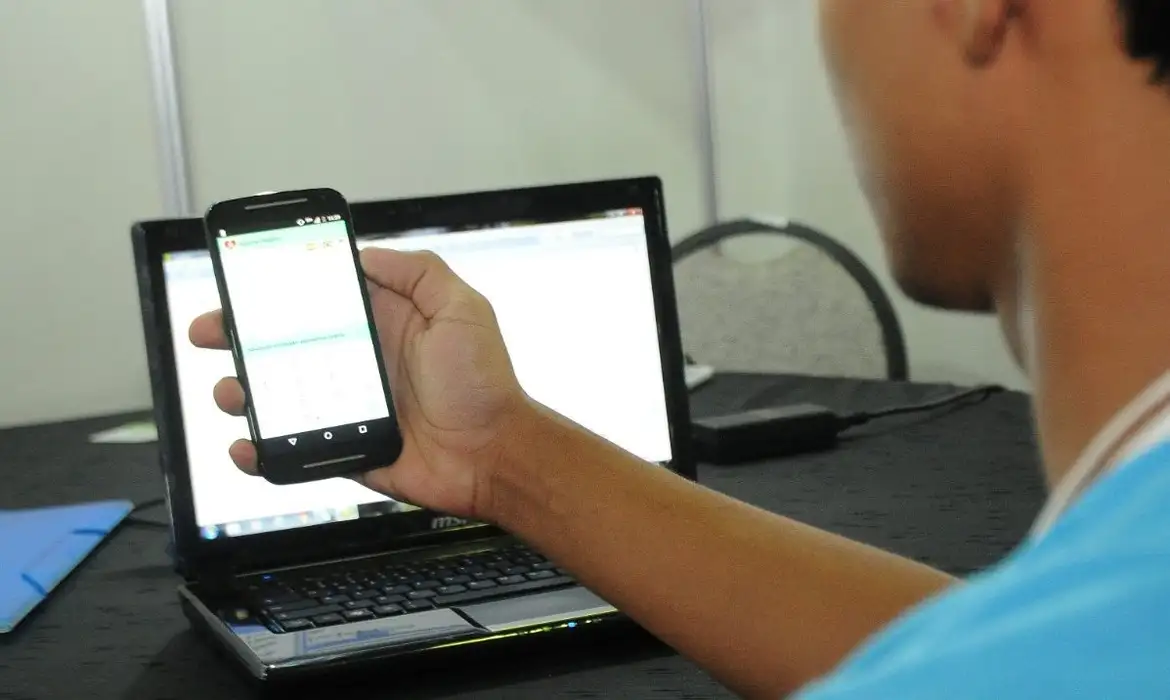 Wi-Fi grátis é armadilha? Veja cuidados antes de se conectar em locais públicos