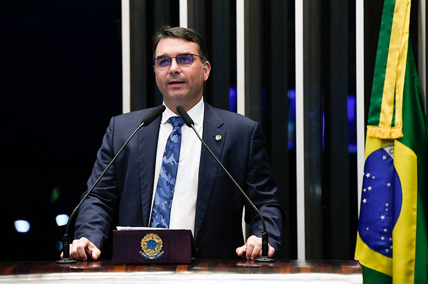 Foto TSE apura filiação de Flávio ao Missão antes de registro eleitoral