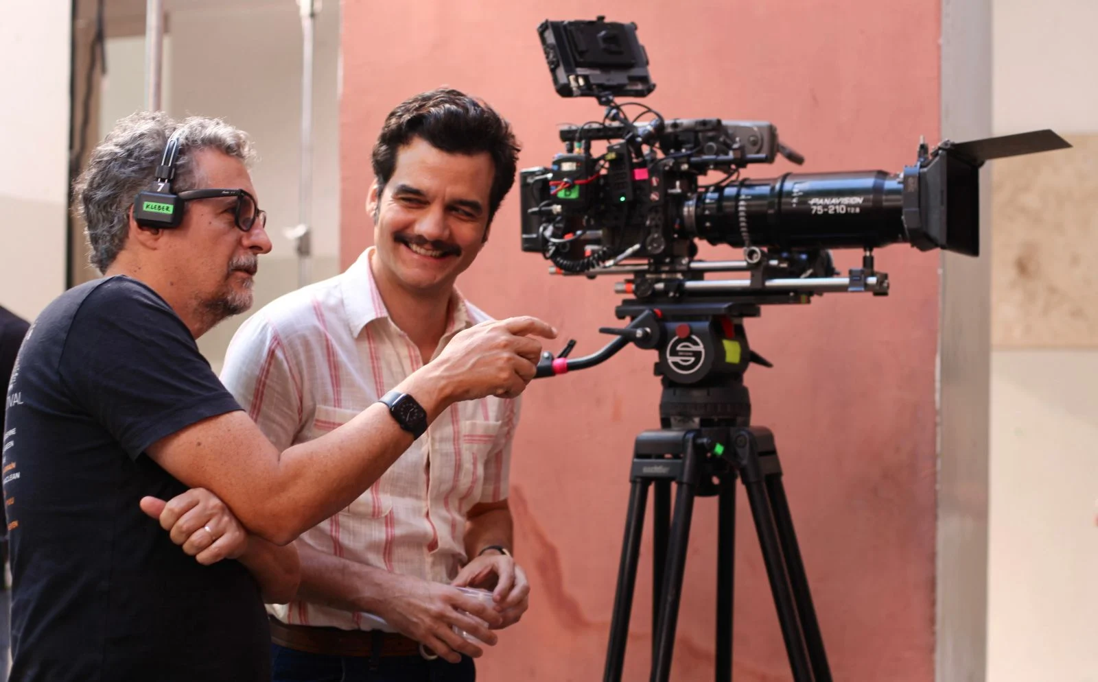 Foto Wagner Moura ganha prêmio internacional na categoria Melhor Ator