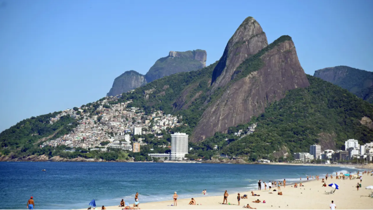 Foto Polícia identifica suspeito de dopar e roubar turista canadense