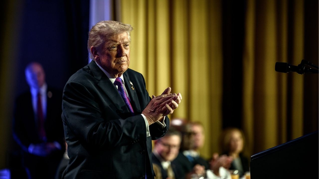 Trump anuncia tarifa global de 10% após Suprema Corte barrar medida anterior