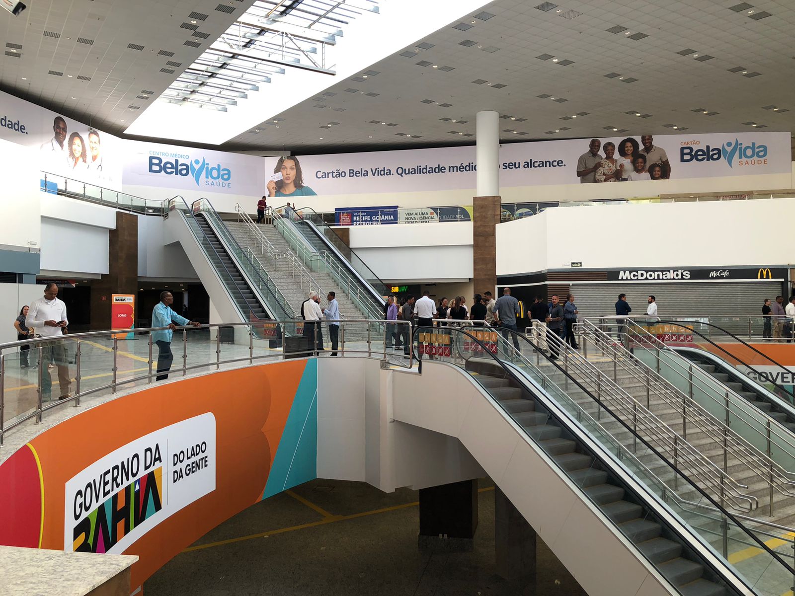 Foto Falta de licenças municipais trava mudança de lojistas da antiga rodoviária